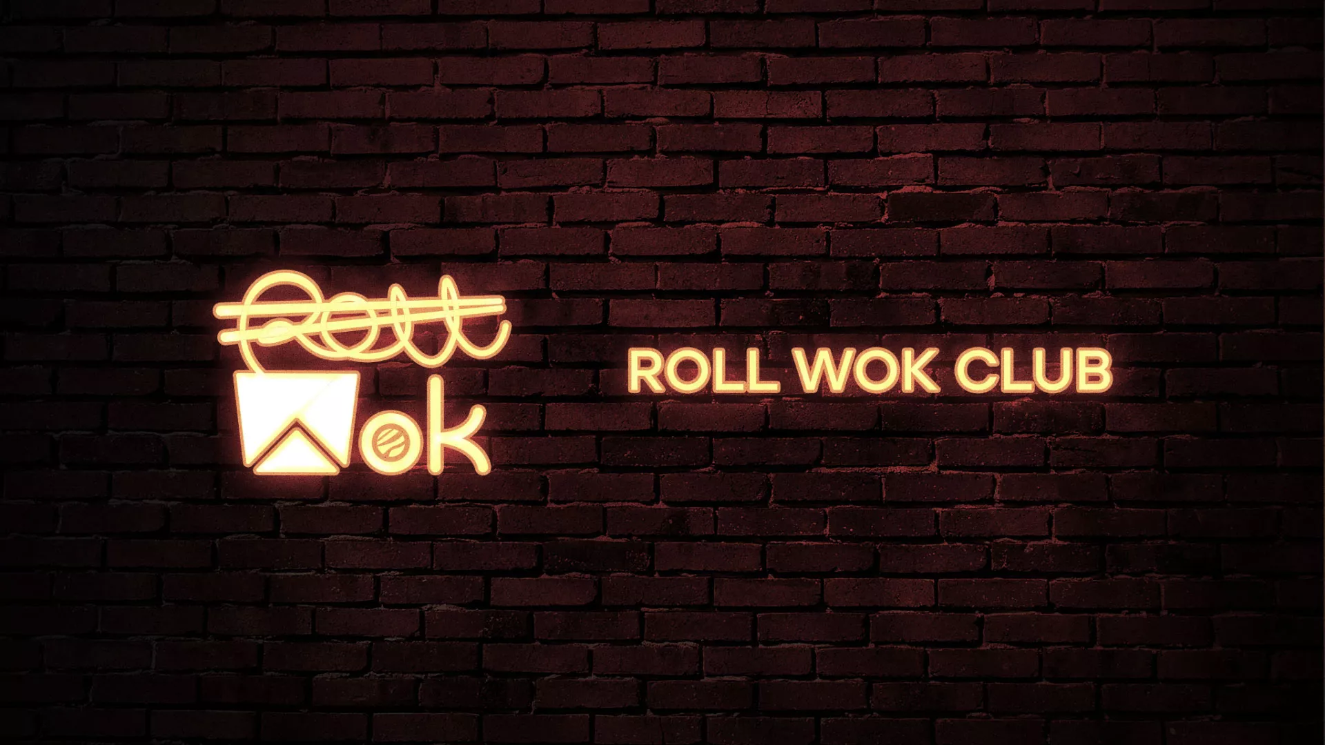 Разработка логотипа суши-бара «Roll Wok Club» в Калязине